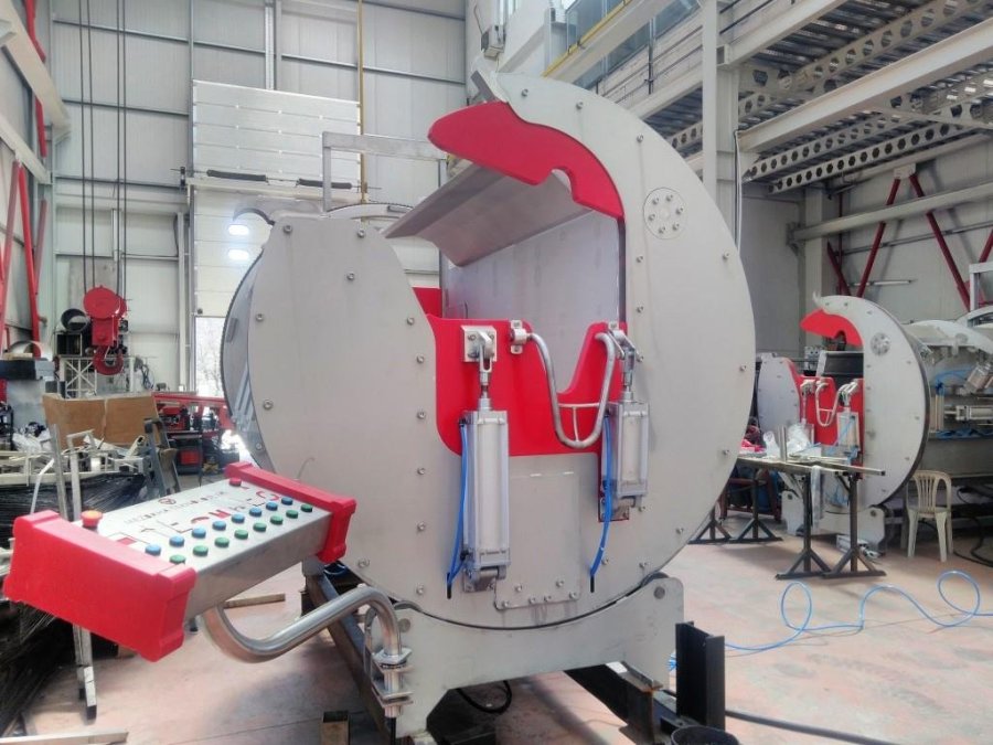 Bleeding and Hoisting Machines