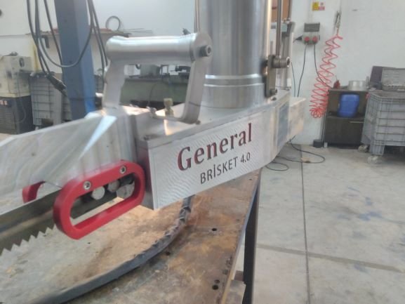 Döş Açma Testerelerinde Operatör Güvenliği ve Ergonomi